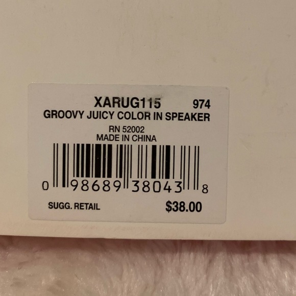 Juicy Couture Design it yourself groovy speaker - RARE - Picture 6 of 9